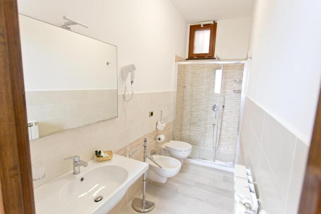 La Villa Carmelina อาเจโรลา ภายนอก รูปภาพ